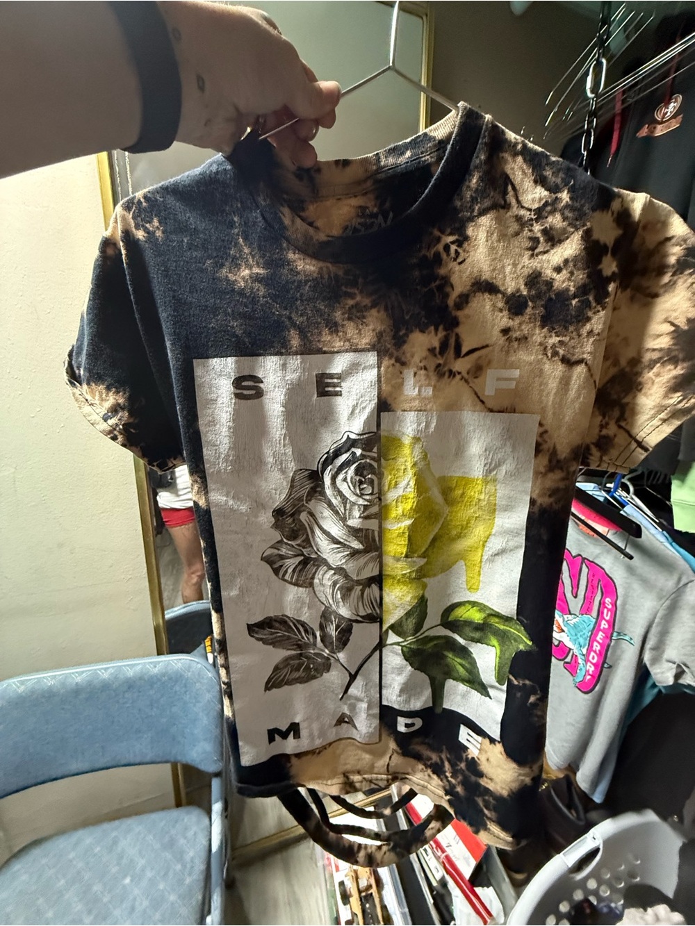 Tshirt with cut out back